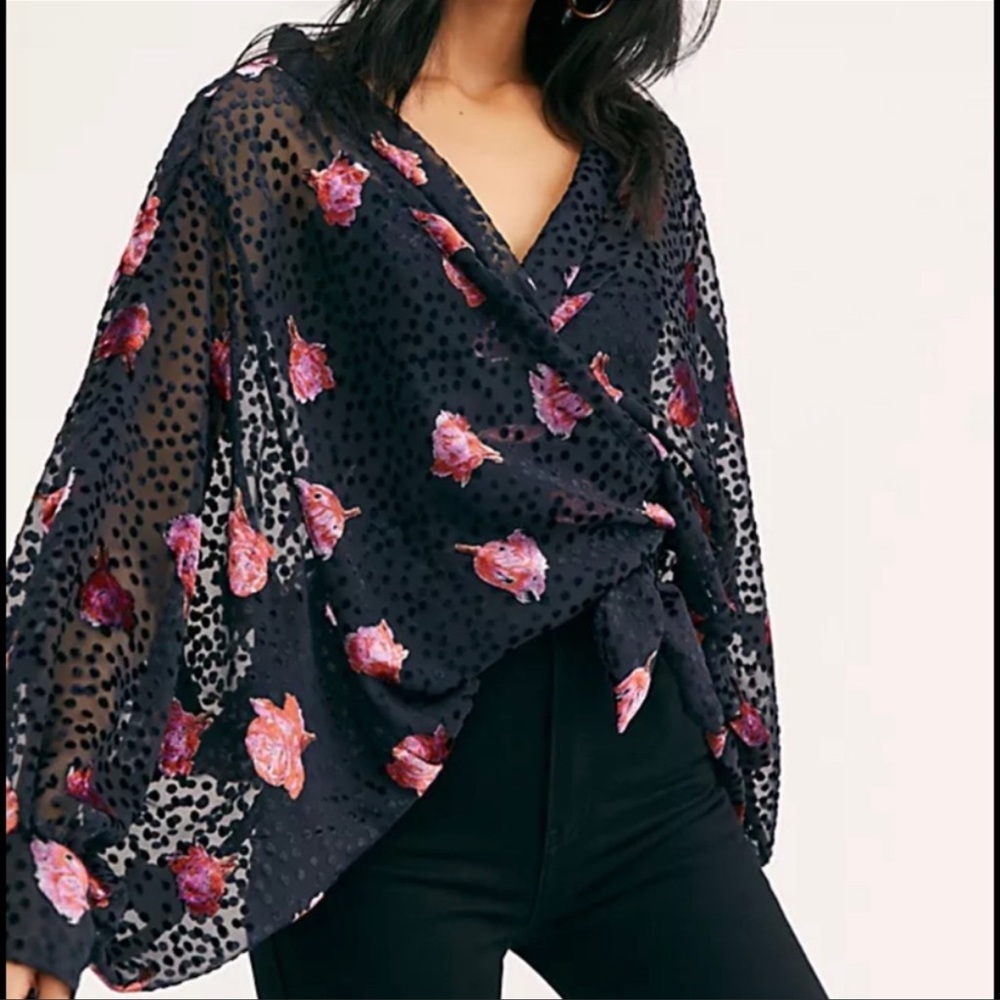 Free People Black Floral Kimono Wrap Top One Size